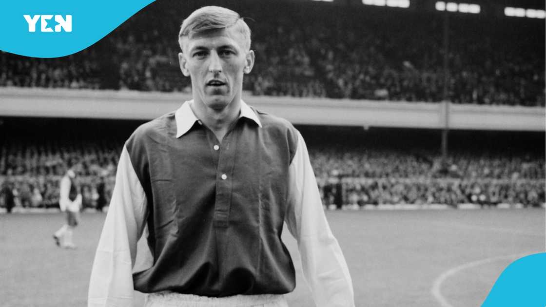 Billy McCullough, Arsenal legend, Arsenal, Premier League, McCullough obituary, Arsenal history, European competition, Bedford Town FC, Cork Celtic FC, Derry City FC.