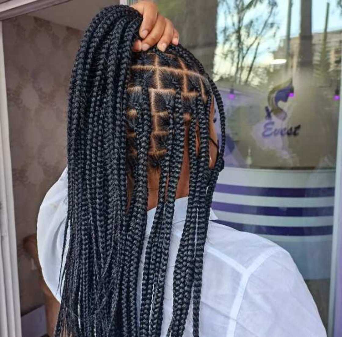 Half high half low hairstyles for black hair Half high half low hairstyles for black hair