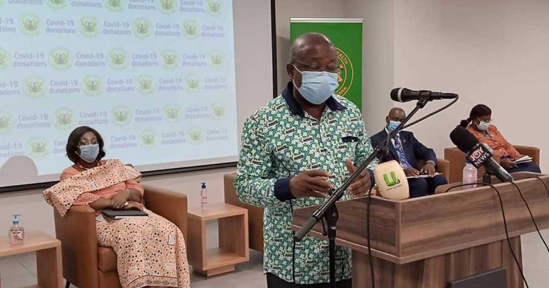 Health Minister starts 2-weeks leave to deal with personal issues amidst calls for his resignation Health Minister starts 2-weeks leave to deal with personal issues amidst calls for his resignation