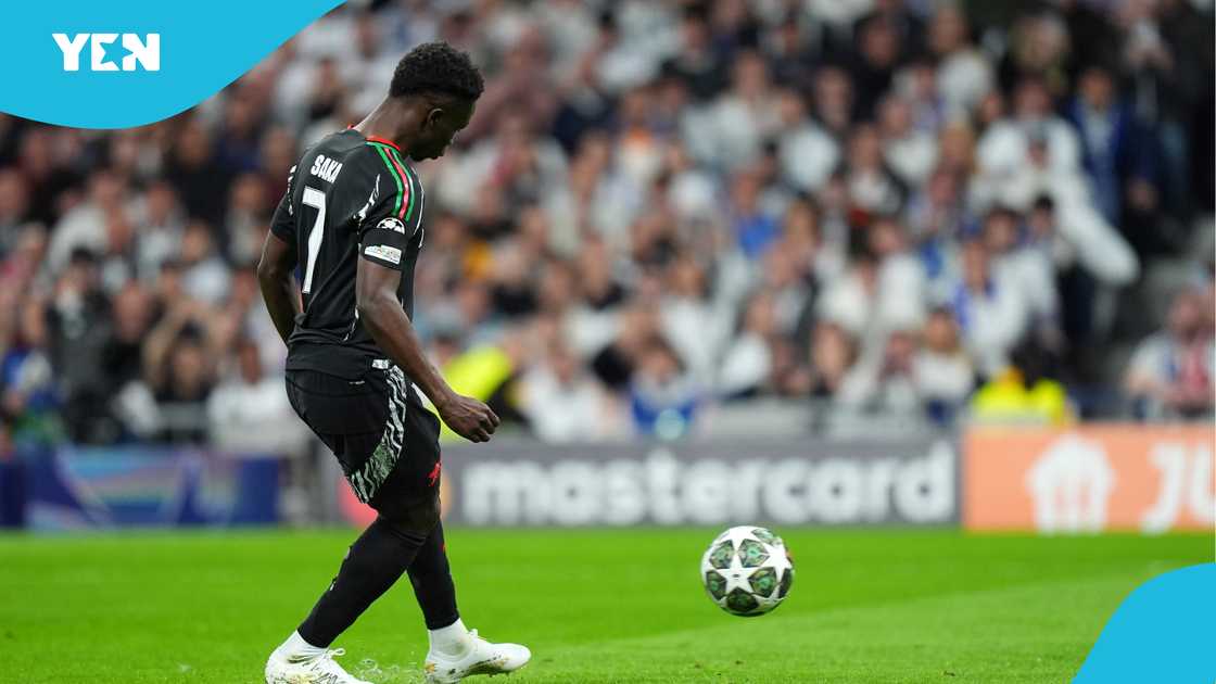 Bukayo Saka's fanciful chipped effort from the penalty spot proved abortive as Arsenal wasted an opportunity to distance themselves from Real Madrid. Photo by Angel Martinez.