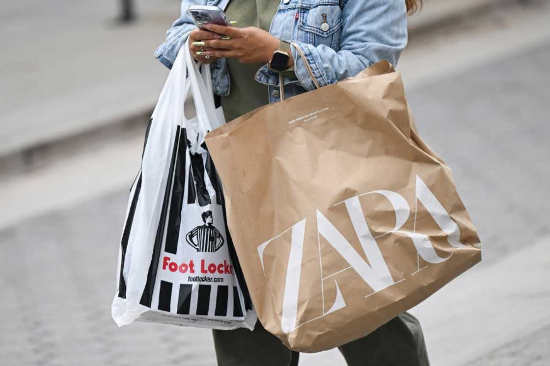 Retail sales in the US shrank for a second straight month in March, according to government data Retail sales in the US shrank for a second straight month in March, according to government data