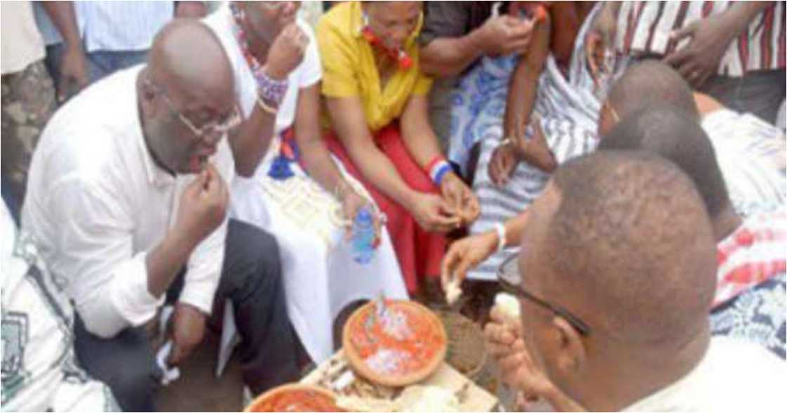 Levels don change: 4 photos that show Akufo-Addo's 'hustle' before becoming President Levels don change: 4 photos that show Akufo-Addo's 'hustle' before becoming President