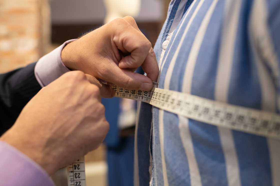 How to measure chest size