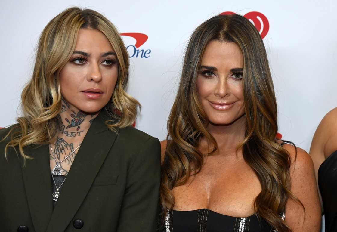 Morgan Wade (L) and Kyle Richards (R) at the 2022 iHeartRadio Music Festival in Las Vegas