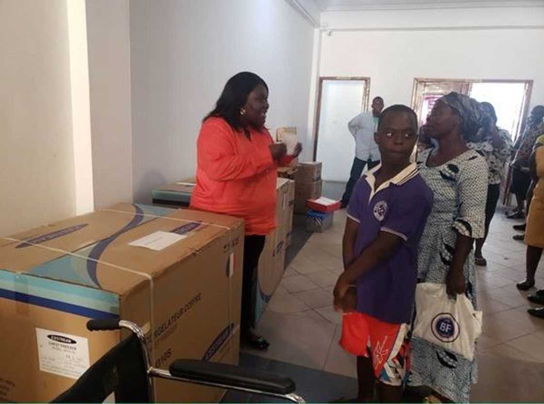 MCE gives out cash and gifts valued at GHc45000 to people with disabilities (Photos) MCE gives out cash and gifts valued at GHc45000 to people with disabilities (Photos)