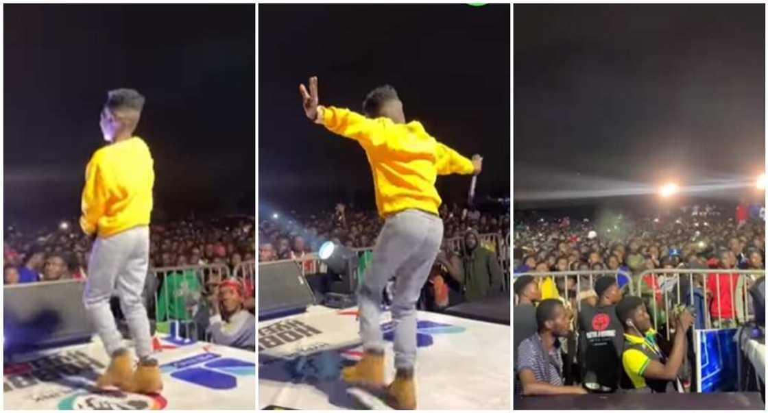 Fotocopy performing Fotocopy performing