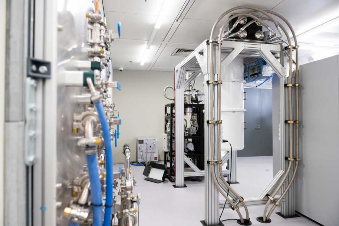 Scientists believe that super-fast quantum computing will eventually be able to power innovation in a range of fields, from smarter encryption software to artificial intelligence Scientists believe that super-fast quantum computing will eventually be able to power innovation in a range of fields, from smarter encryption software to artificial intelligence