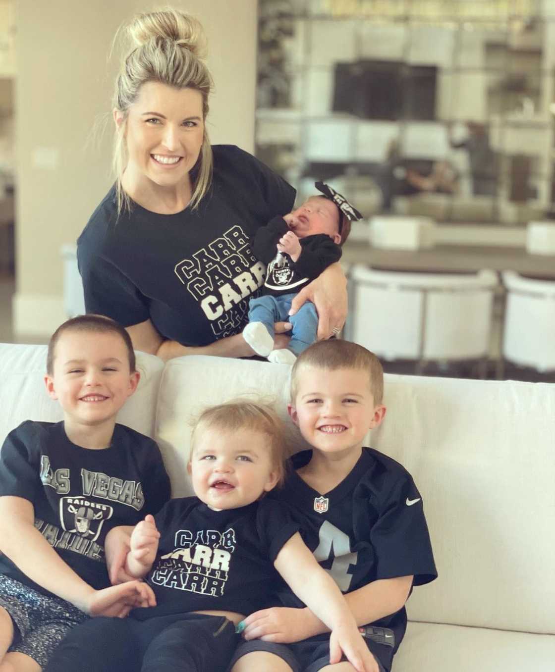 Derek Carr's wife Derek Carr's wife