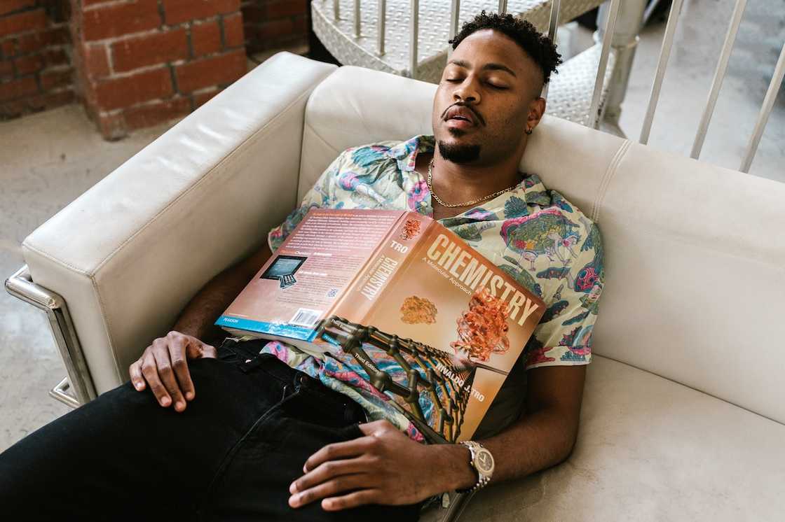 If I dream about my ex, does that mean he dreamed about me? If I dream about my ex, does that mean he dreamed about me?