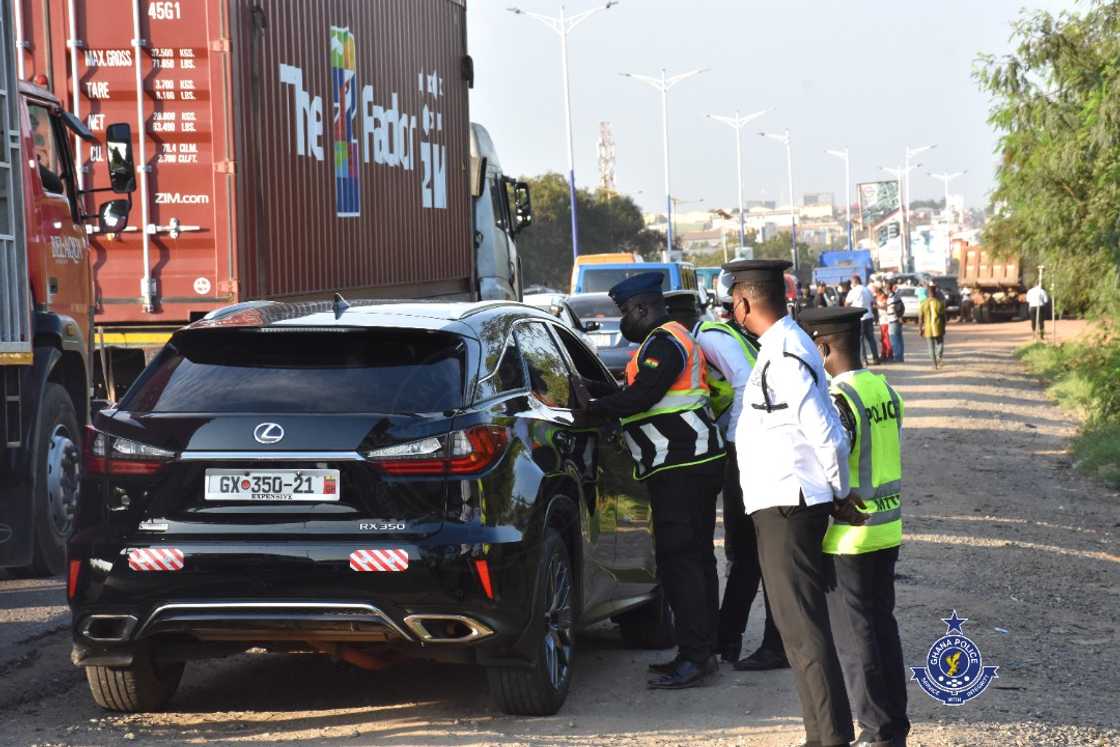 Police arrests 31 drivers including workers of ministries for reckless driving Police arrests 31 drivers including workers of ministries for reckless driving