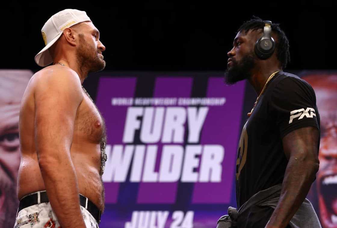 Tyson Fury beats Anthony Joshua and Deontay Wilder to top of Ring Magazine’s heavyweight rankings Tyson Fury beats Anthony Joshua and Deontay Wilder to top of Ring Magazine’s heavyweight rankings