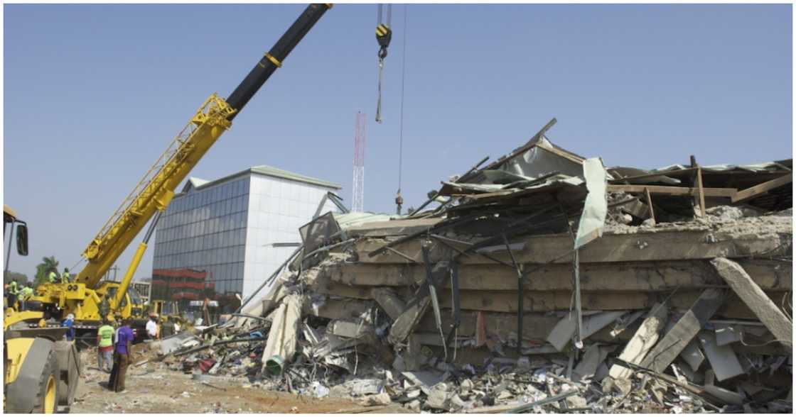 Achimota Melcom building collapsed and injured many