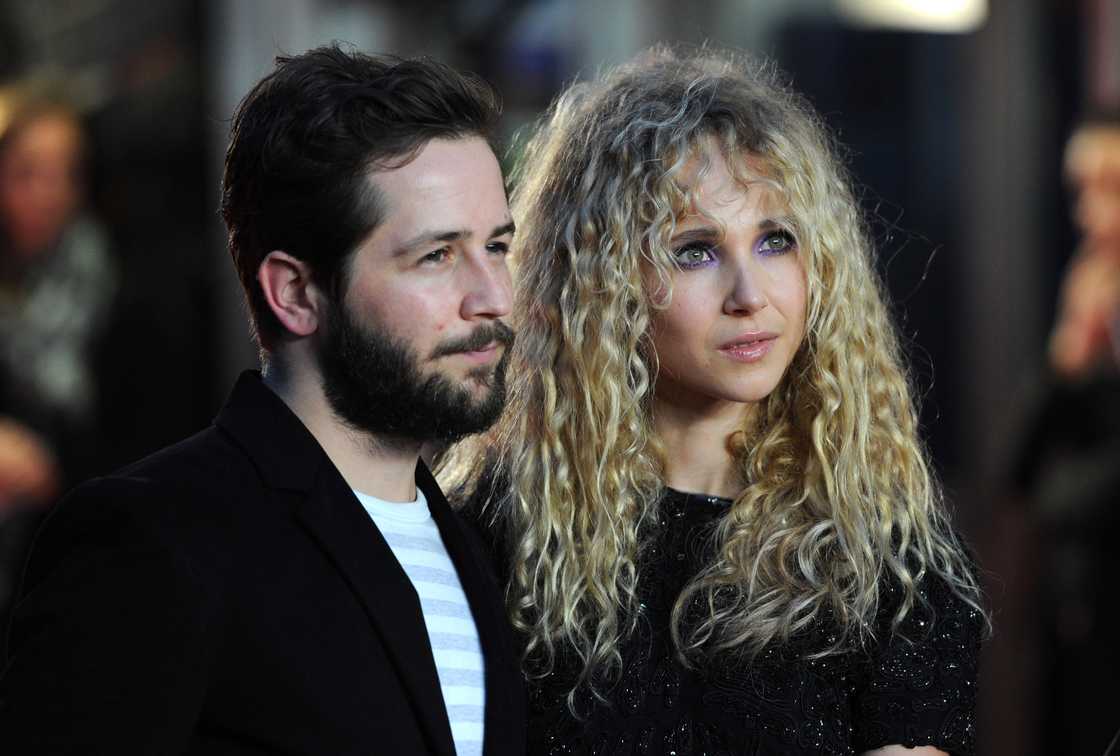 Who is Juno Temple dating?