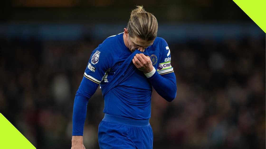 Conor Gallagher looks dejected during a Chelsea fixture