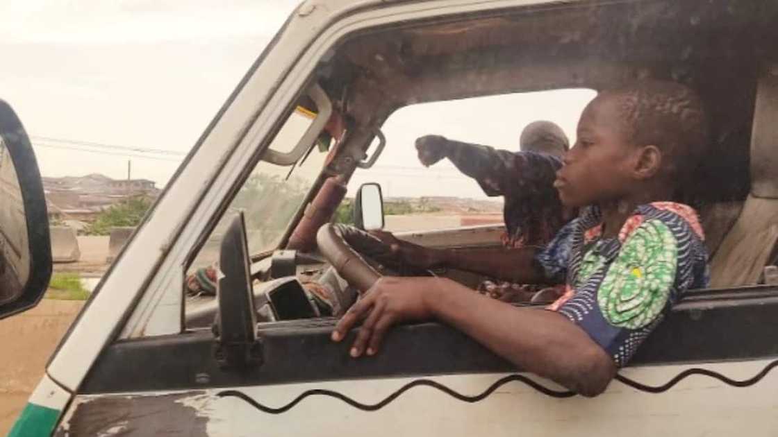 Many people said that such a thing always happens. Many people said that such a thing always happens.