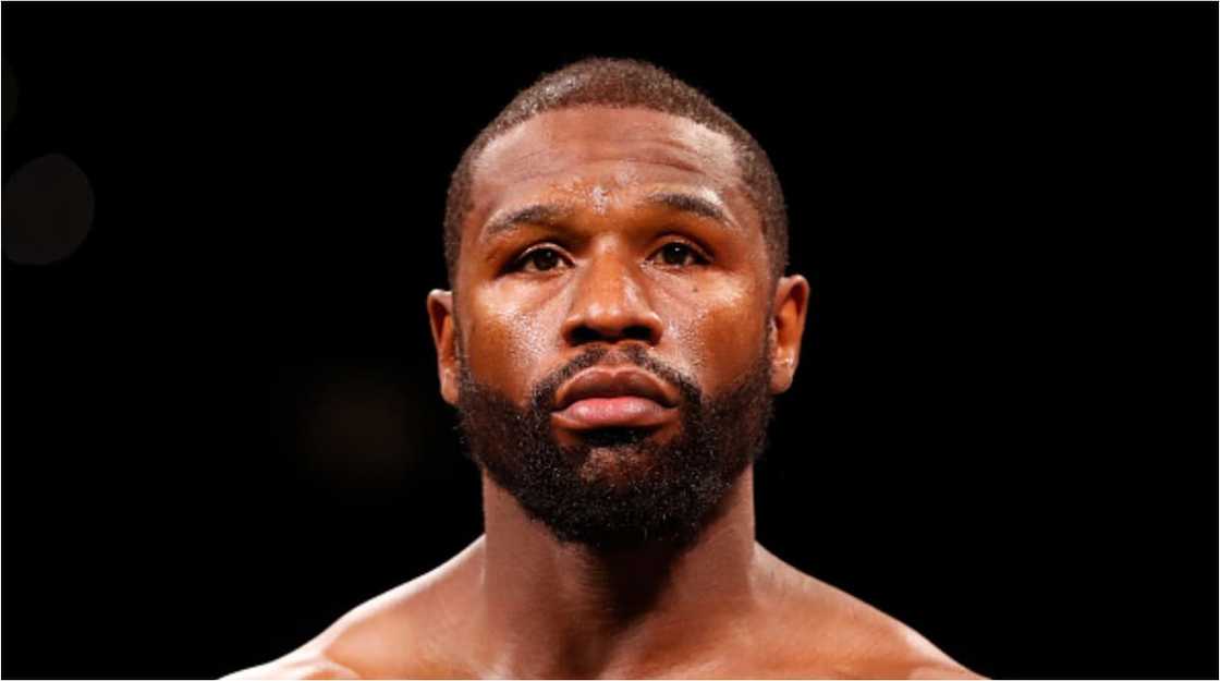 Brutal Boxer Calls Out Floyd Mayweather and Makes $100 Million Offer Brutal Boxer Calls Out Floyd Mayweather and Makes $100 Million Offer