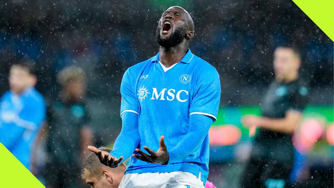 Romelu Lukaku reacts during Napoli's clash against Lazio