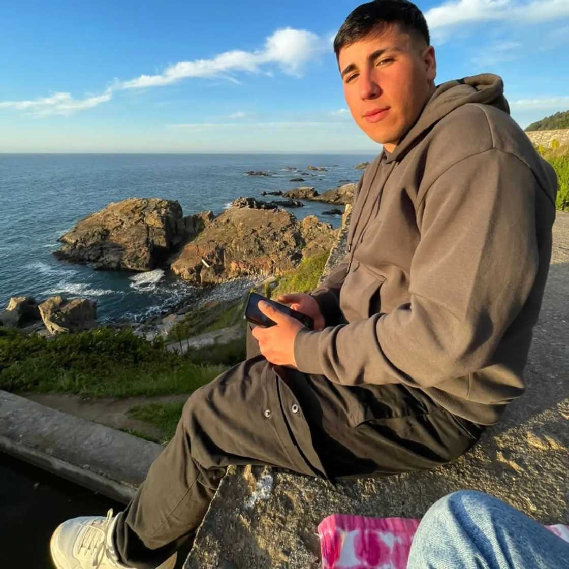 Biobío hantavirus case, Lirquén urgent care, rare rodent virus Chile, young footballer dies 2026, Deportivo Juventud Iberia tribute, wildfire relief volunteer tragedy, hantavirus symptoms, Chile health authorities investigation