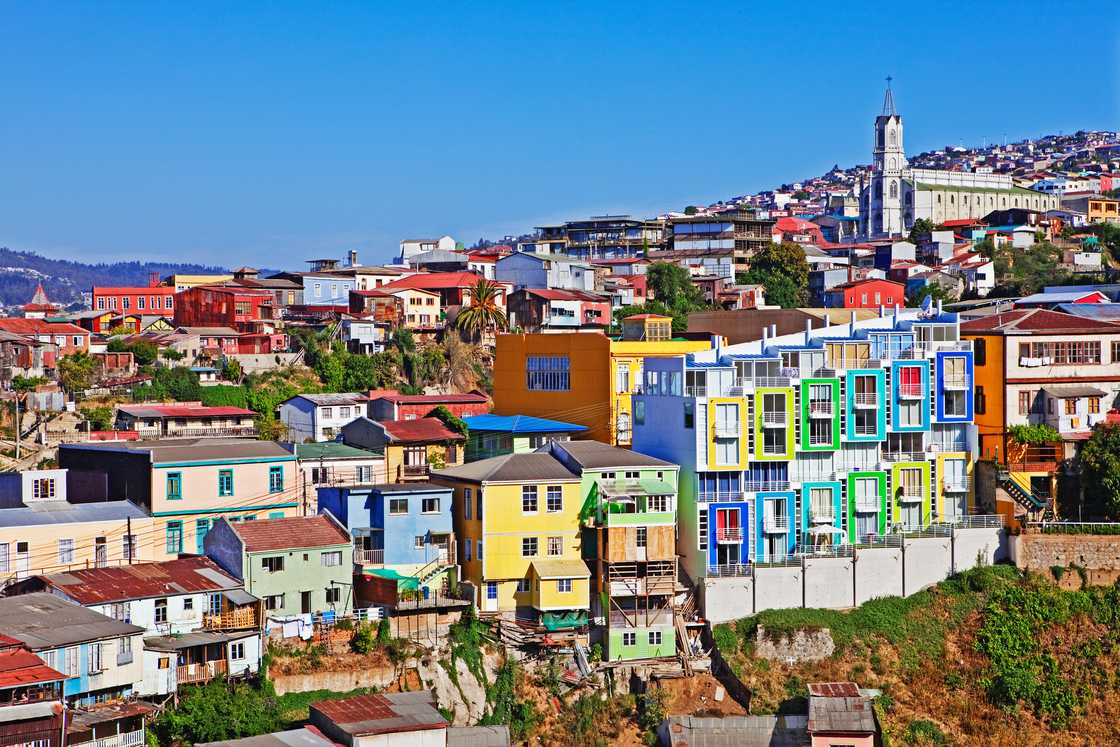 An ariel view of view of Valparaíso, Chile