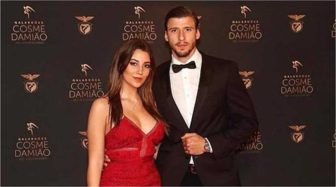 Reason Why Man City Star Ruben Dias Broke-Up With Pop Star Girlfriend April Ivy Emerges Reason Why Man City Star Ruben Dias Broke-Up With Pop Star Girlfriend April Ivy Emerges