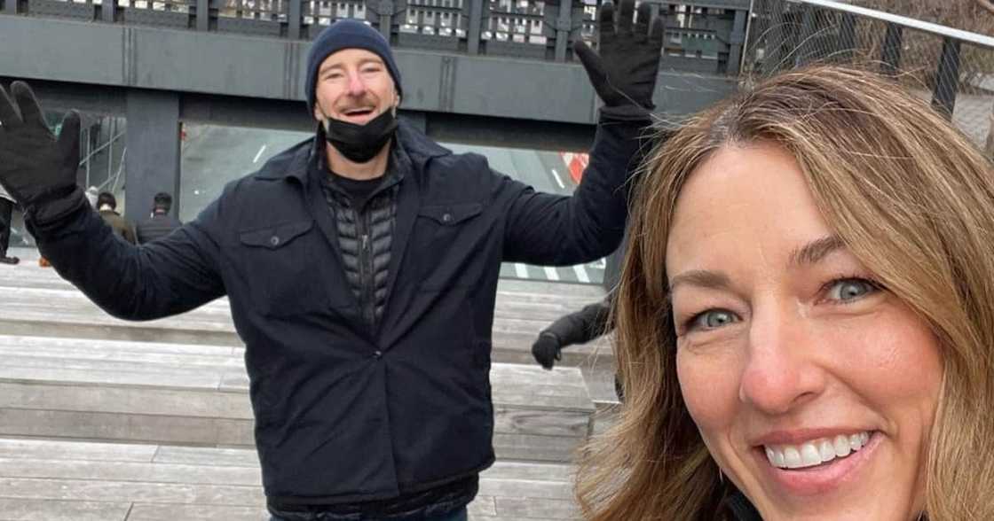 Husband Cutely Surprises Wife of 25 Years with Romantic Proposal.