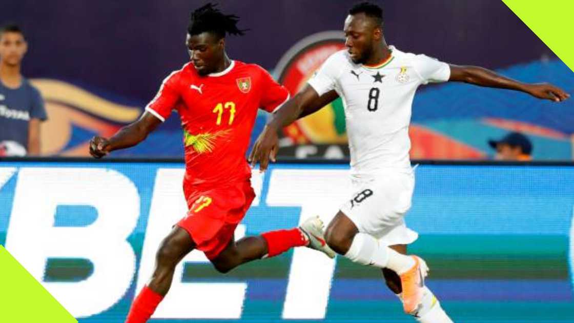 Kwabena Owusu playing for the Black Stars.