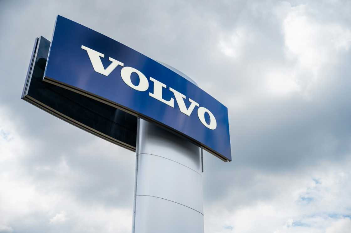 Volvo Cars said it expects to see minimal sales growth in the fourth quarter