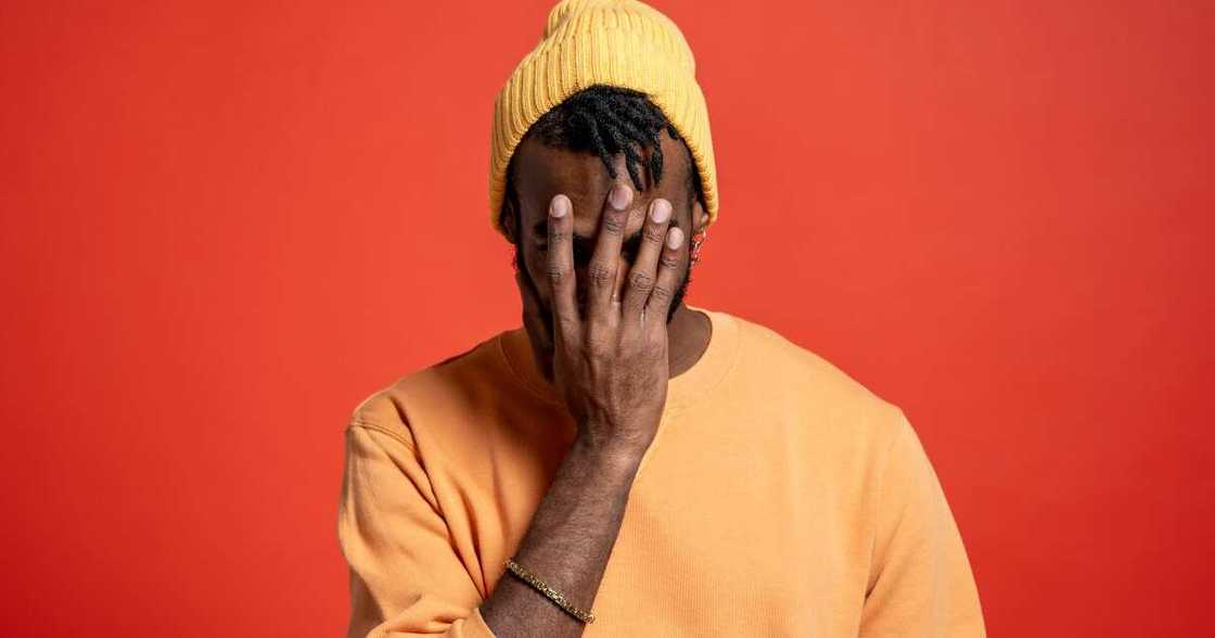 Sad Ghanaian man narrates his life story Sad Ghanaian man narrates his life story