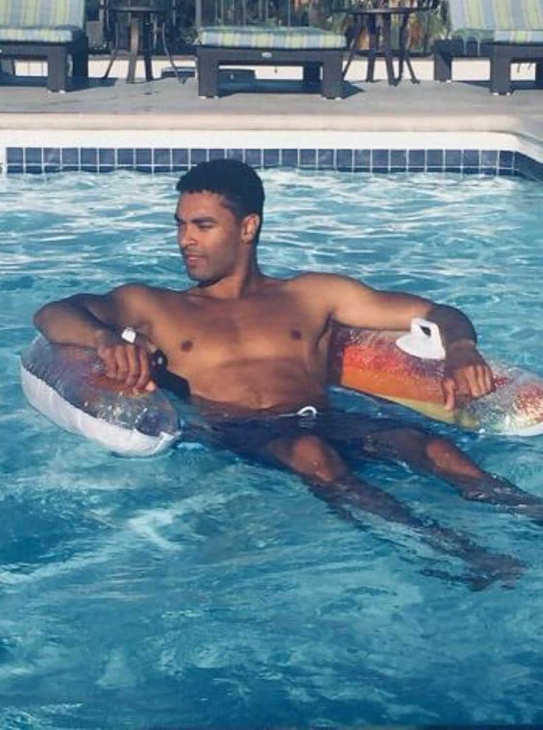 Rege-Jean Page discloses how his family reacted to his steamy scenes on Bridgerton Rege-Jean Page discloses how his family reacted to his steamy scenes on Bridgerton