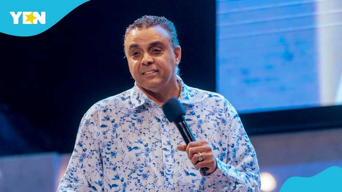 Noise-making, Lighthouse Chapel, Ga Traditional Council, Dag Heward-Mills Noise-making, Lighthouse Chapel, Ga Traditional Council, Dag Heward-Mills