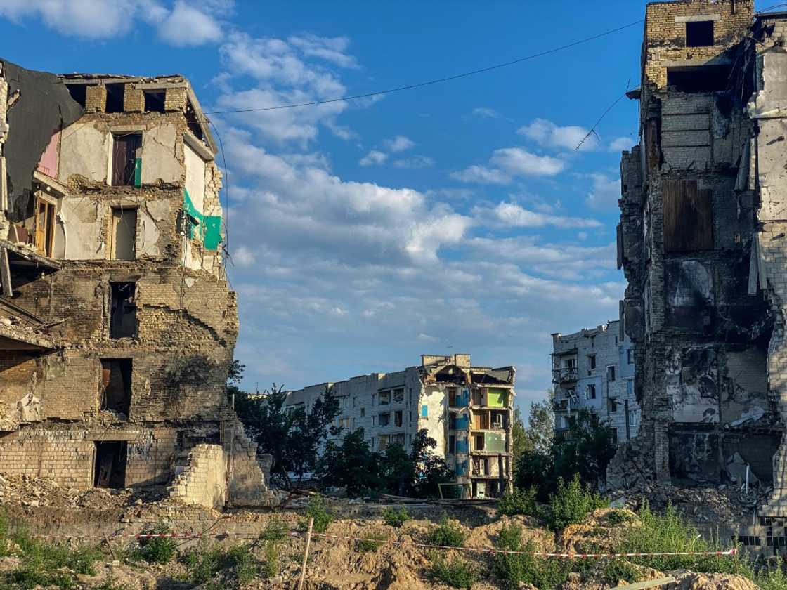 Russian forces withdrew from regions around the capital early after their failed attempt to wrest it, leaving a trail of descrution in their wake Russian forces withdrew from regions around the capital early after their failed attempt to wrest it, leaving a trail of descrution in their wake