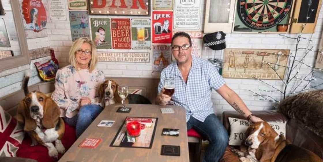 Woman builds bar in their garden to stop husband from drinking outside Woman builds bar in their garden to stop husband from drinking outside