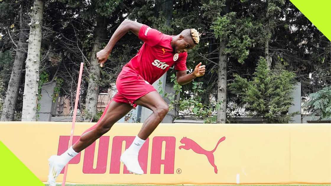 Victor Osimhen running on the grass after resuming Galatasaray training.