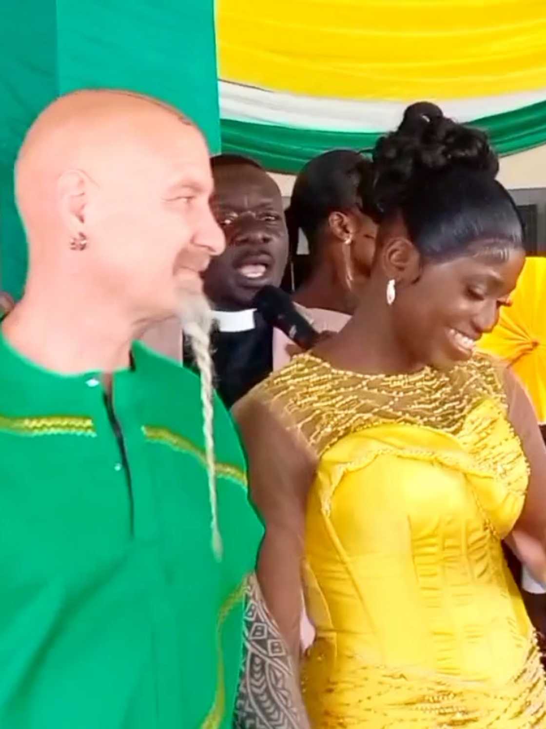 Ghanaian Weddings, Biracial Weddings, Kente Wedding Gowns, Ghana Weddings, Ghanaian Bride, Multicultural Marriage, Traditional Weddings In Ghana Ghanaian Weddings, Biracial Weddings, Kente Wedding Gowns, Ghana Weddings, Ghanaian Bride, Multicultural Marriage, Traditional Weddings In Ghana