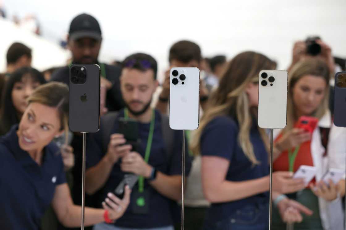 Apple said Sunday that output at an iPhone 14 Pro assembly plant in Zhengzhou, China has been hit hard by Covid 19 restrictions Apple said Sunday that output at an iPhone 14 Pro assembly plant in Zhengzhou, China has been hit hard by Covid 19 restrictions
