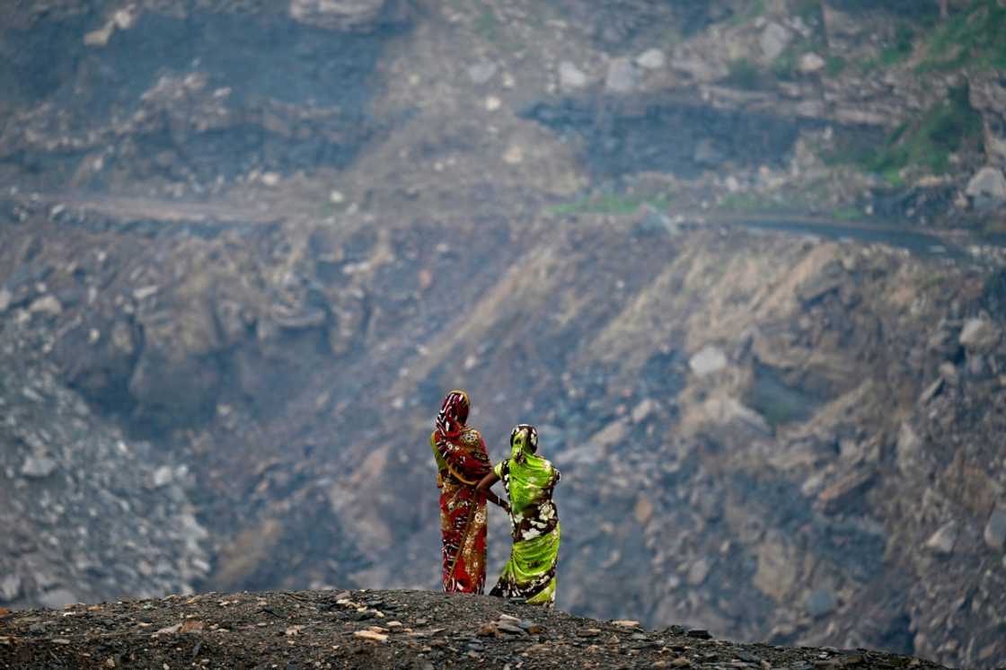 The coal pickers work in brutal conditions, but India's appetite for the fuel is huge The coal pickers work in brutal conditions, but India's appetite for the fuel is huge
