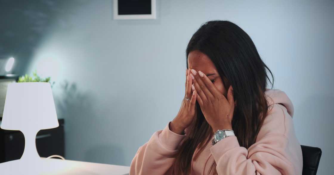 Lady find out husband is cheacting on her through a phone call Lady find out husband is cheacting on her through a phone call