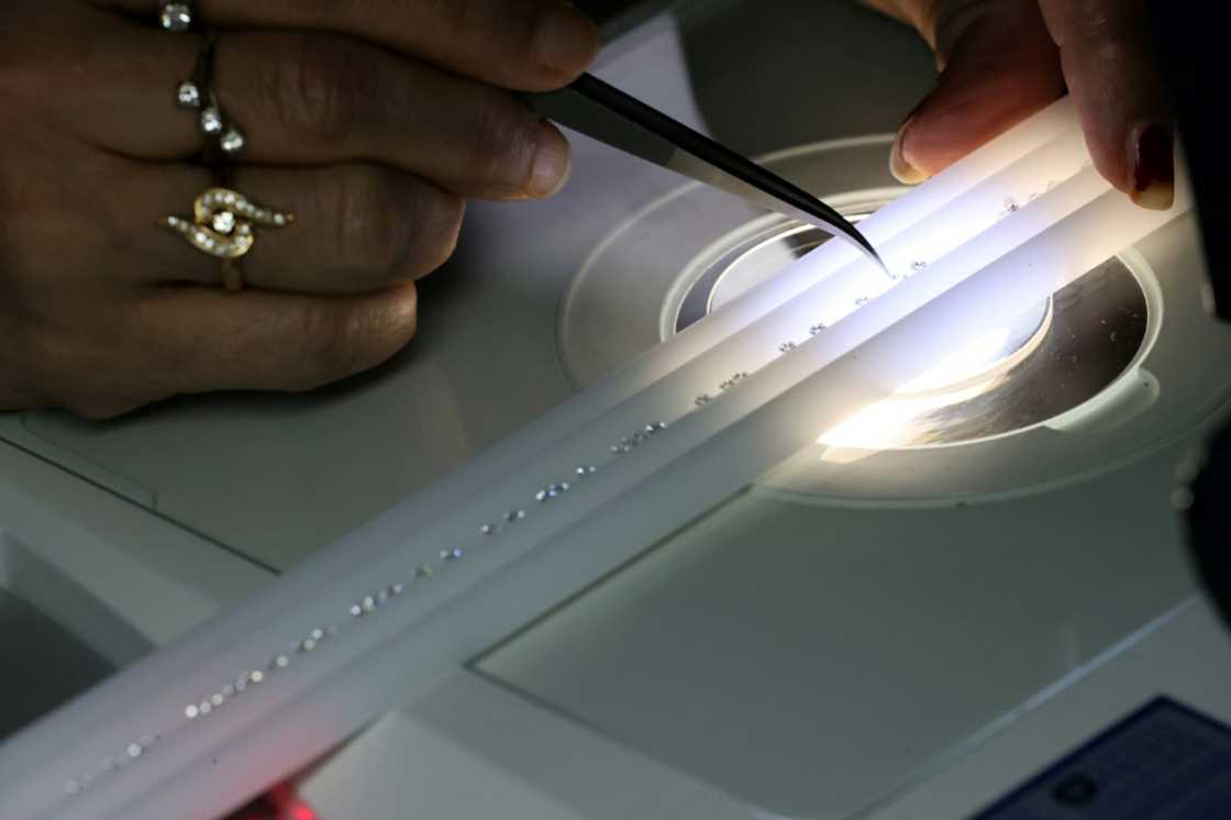 Traders are turning to blockchain technology to prove their diamonds come from non-Russian mines Traders are turning to blockchain technology to prove their diamonds come from non-Russian mines