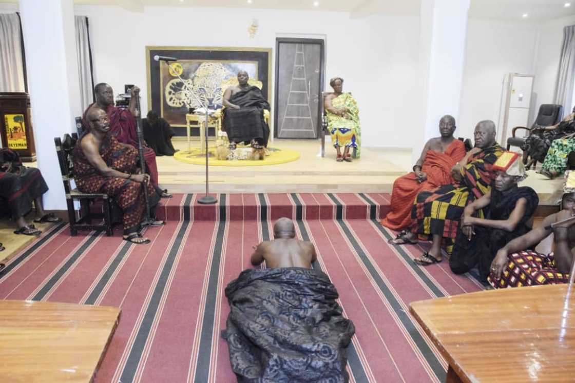 Nana Darkwa was destooled after a series of proceedings at the Akyem Abuakwa Traditional Council. Nana Darkwa was destooled after a series of proceedings at the Akyem Abuakwa Traditional Council.