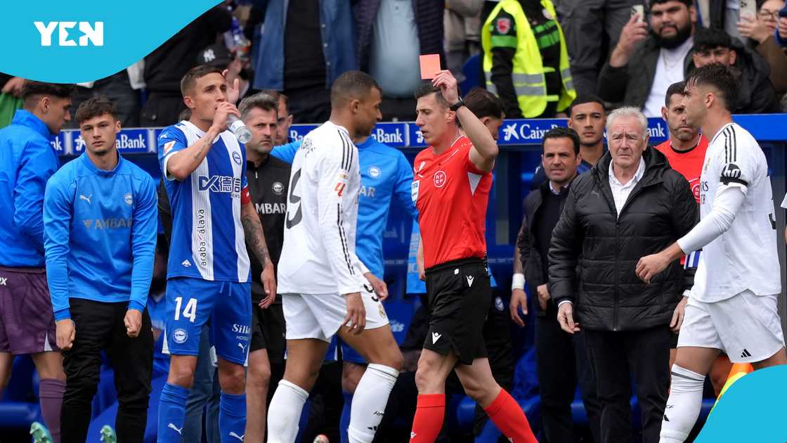 Kylian Mbappe shown straight red card for horror challenge against Alaves Kylian Mbappe shown straight red card for horror challenge against Alaves