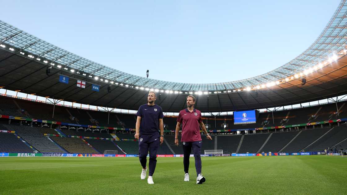 Harry Kane and Gareth Southgate inspect Euro 2024 final venue