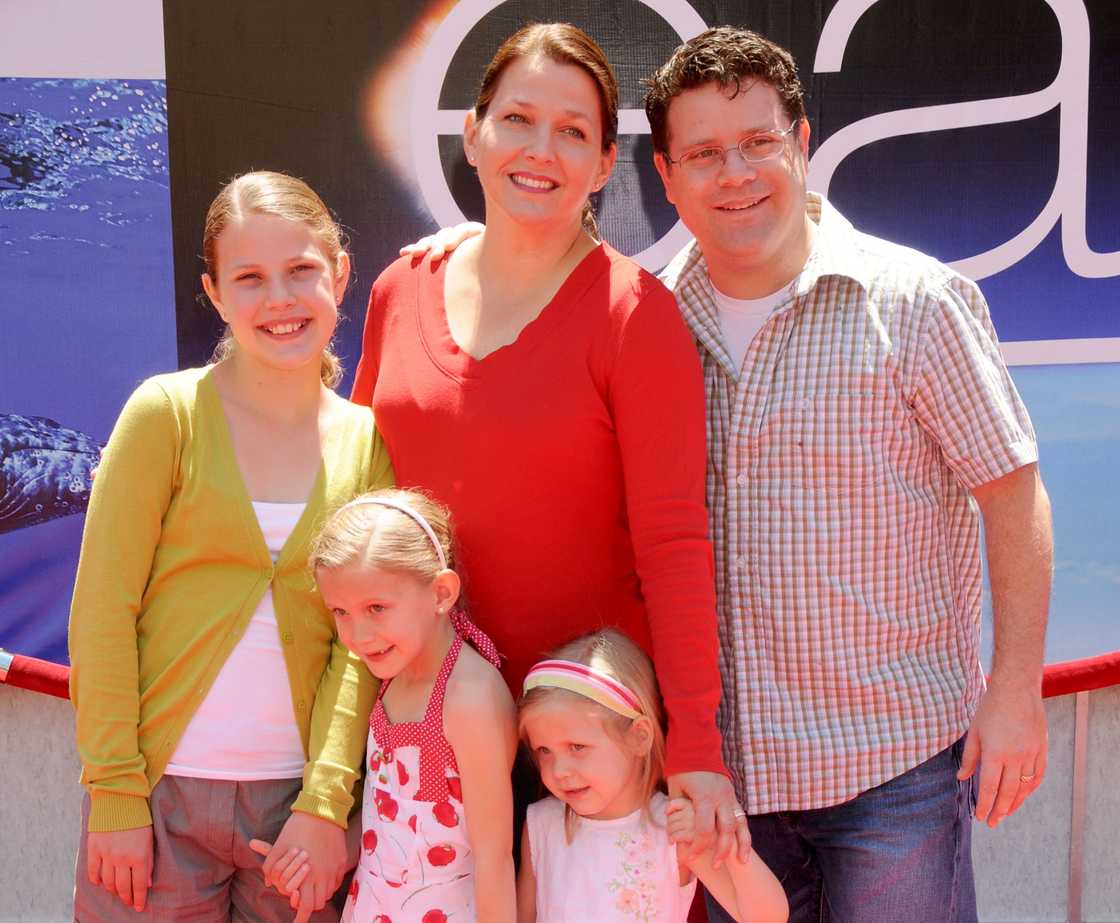 Sean Astin, wife Christine, daughters Alexandra, Elizabeth and Isabella.