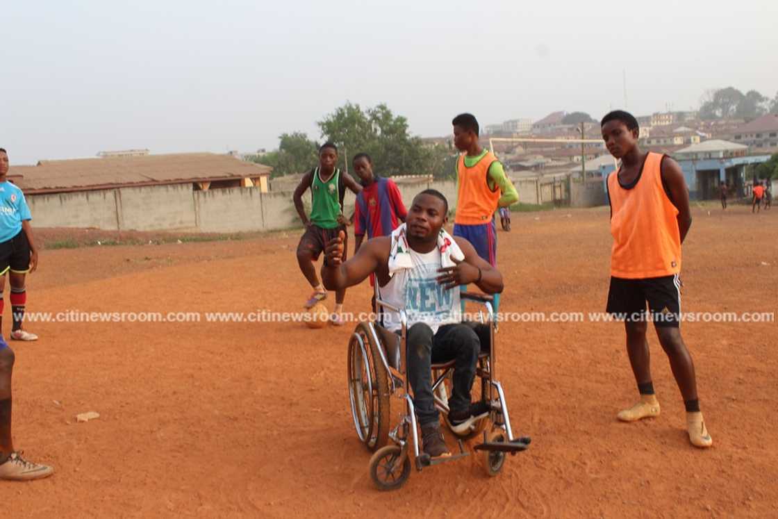 Story of Coach Sympathy who lost his legs at age 9 until Nana Ama McBrown ‘saved’ him (Photos, Video)