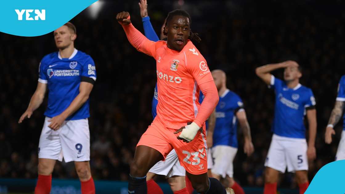 Brandon Thomas-Asante, Thomas-Asante hits double goal contributions, Thomas-Asante scores, Thomas-Asante Coventry City, English Championship, Thomas-Asante goals against Portsmouth, Black Stars, Coventry City. Brandon Thomas-Asante, Thomas-Asante hits double goal contributions, Thomas-Asante scores, Thomas-Asante Coventry City, English Championship, Thomas-Asante goals against Portsmouth, Black Stars, Coventry City.