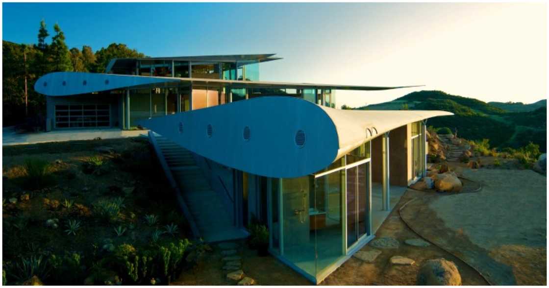 House is made out of aeroplane spare parts House is made out of aeroplane spare parts