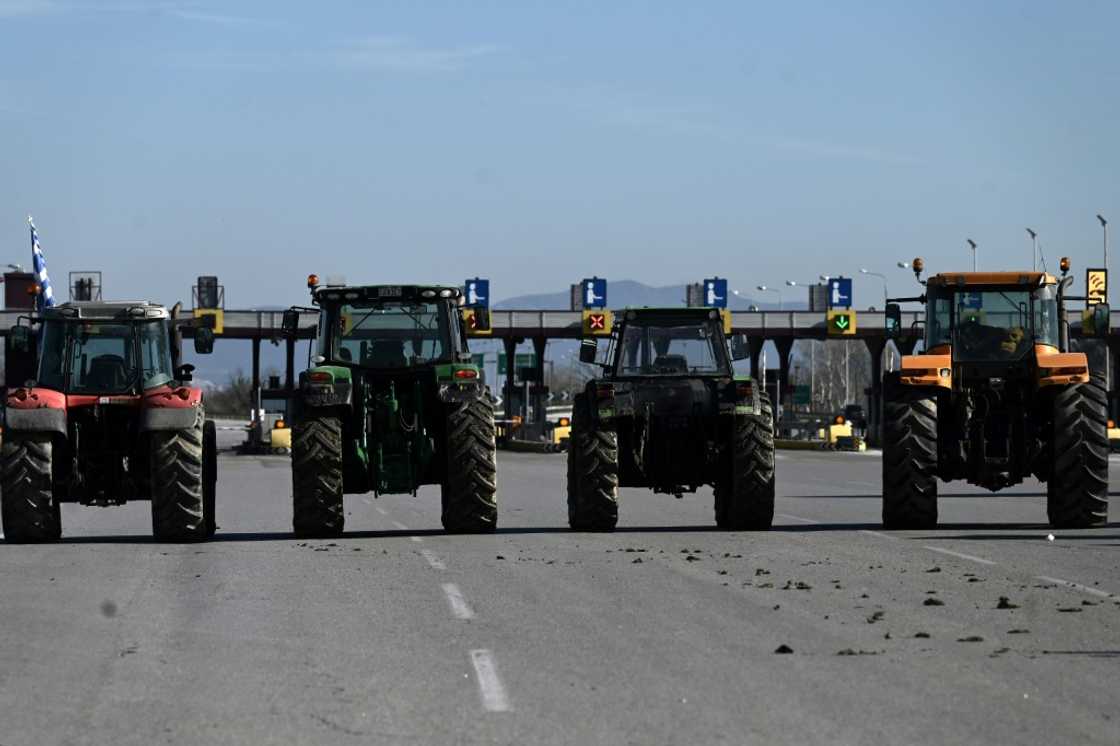 Thousands of farmers this week blocked the Athens-Thessaloniki highway with their tractors Thousands of farmers this week blocked the Athens-Thessaloniki highway with their tractors