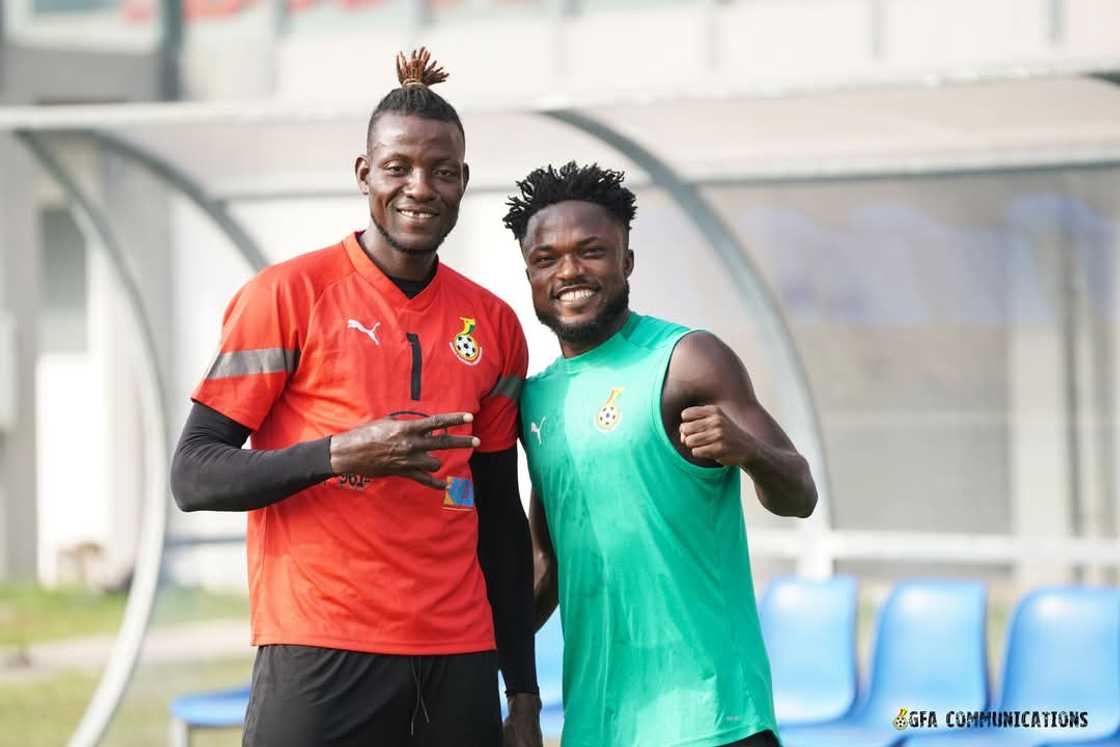 Benjamin Asare of Hearts of Oak (left) and Albert Amoah of Asante Kotoko at a training session of the Black Galaxies of Ghana Benjamin Asare of Hearts of Oak (left) and Albert Amoah of Asante Kotoko at a training session of the Black Galaxies of Ghana