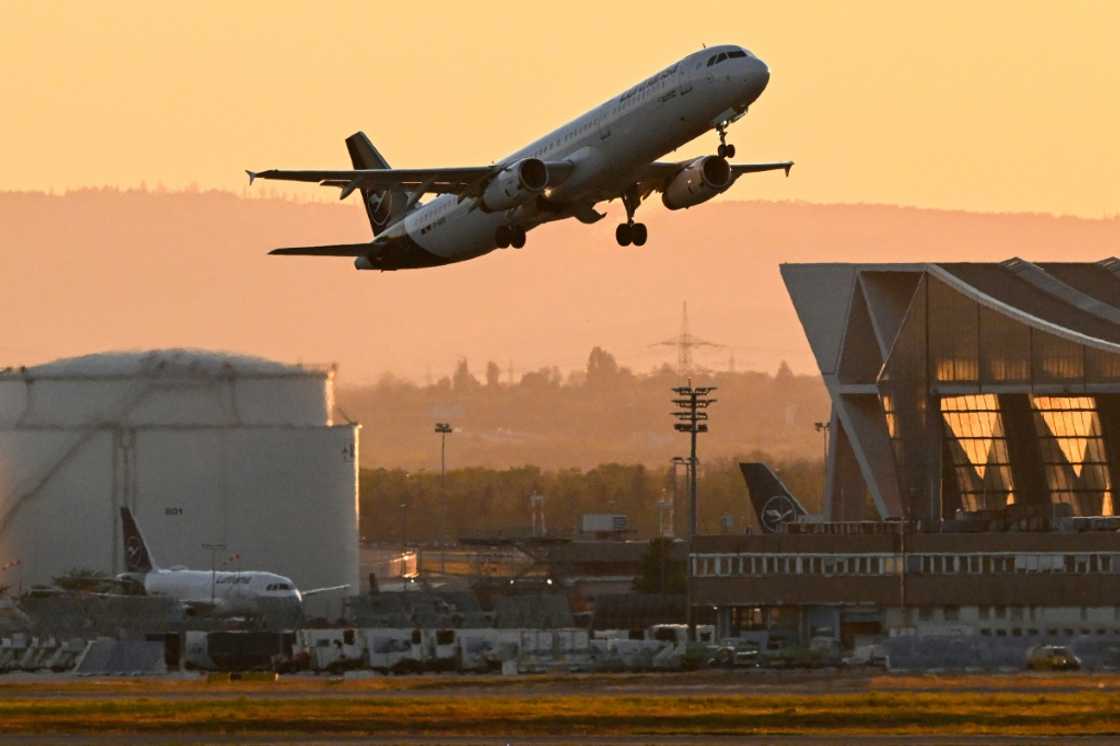 Lufthansa hopes to make big savings by cutting thousands of jobs Lufthansa hopes to make big savings by cutting thousands of jobs