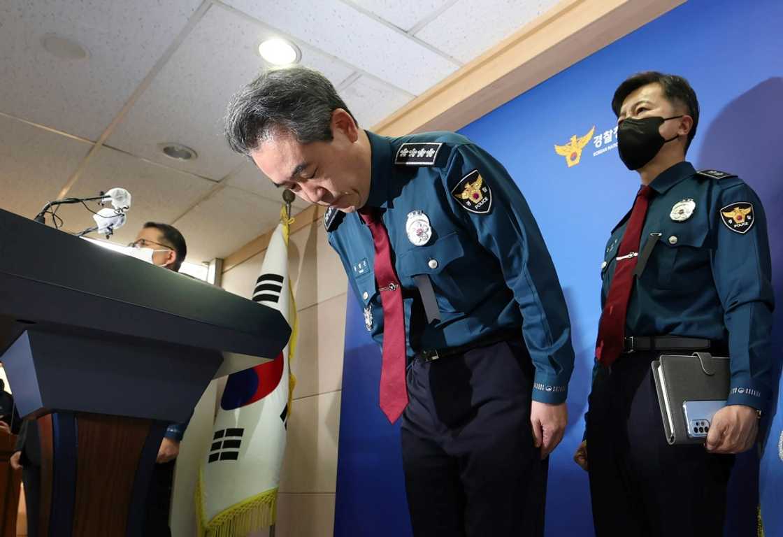 National police chief Yoon Hee-keun acknowledged that officers had insufficiently responded to the many citizen calls warning of danger National police chief Yoon Hee-keun acknowledged that officers had insufficiently responded to the many citizen calls warning of danger