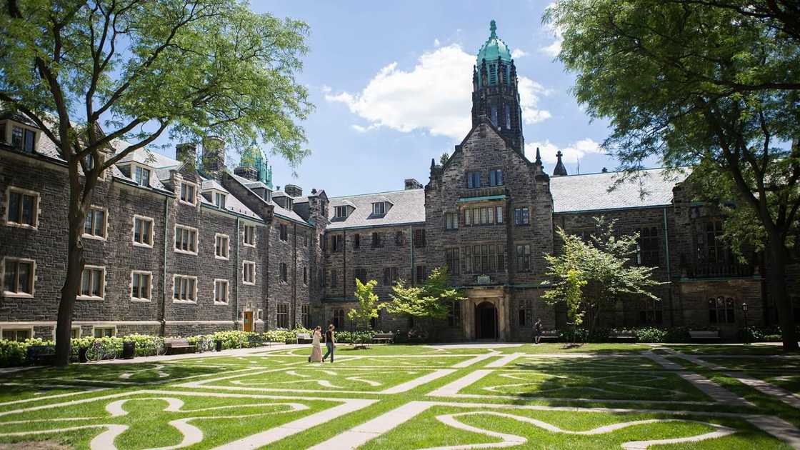University of Toronto University of Toronto